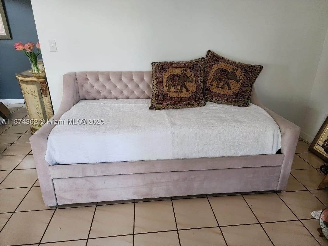 Real estate property located at 11060 143rd Pl, Miami-dade, Country Tree Sub, Miami, FL