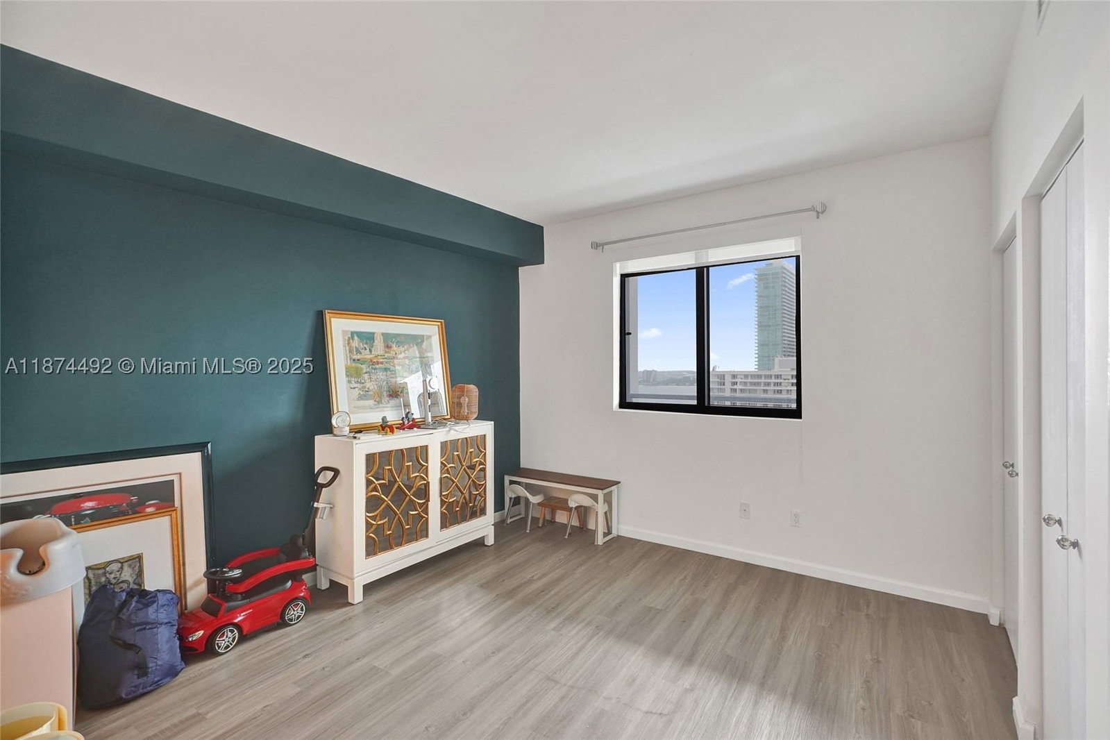 Real estate property located at 601 36th St #2703, Miami-dade, Blue Condo, Miami, FL