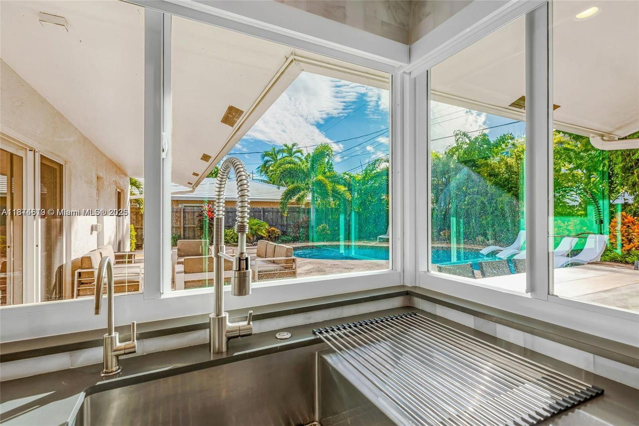 Real estate property located at 5131 26th Ave, Broward, Golf Estates, Fort Lauderdale, FL