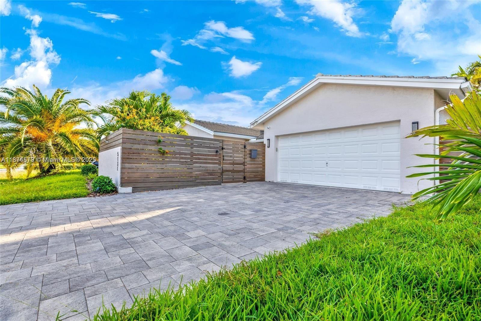 Real estate property located at 5131 26th Ave, Broward, Golf Estates, Fort Lauderdale, FL