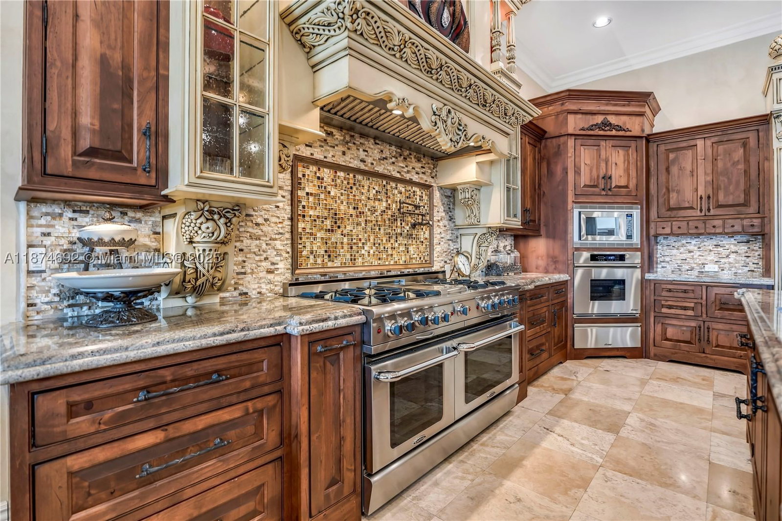 Real estate property located at 700 Osprey Point Cir, Palm Beach, Sanctuary, Boca Raton, FL