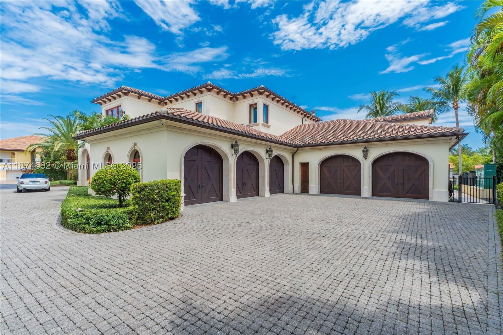 Real estate property located at 700 Osprey Point Cir, Palm Beach, Sanctuary, Boca Raton, FL