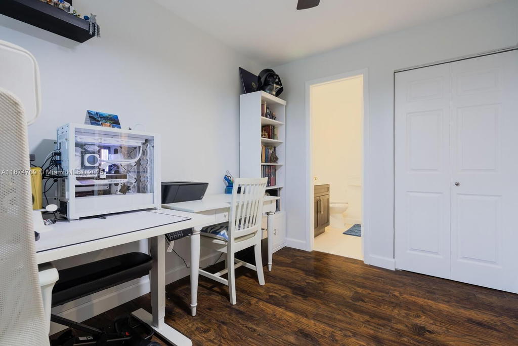 Real estate property located at 4550 68th Ct Cir #54-8, Miami-dade, Gables Point Condo I, Miami, FL