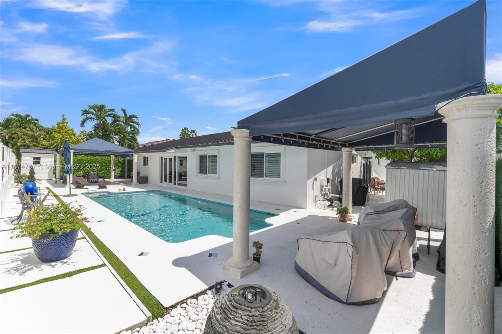 Real estate property located at 1900 126th Ct, Miami-dade, International Gardens Sec, Miami, FL