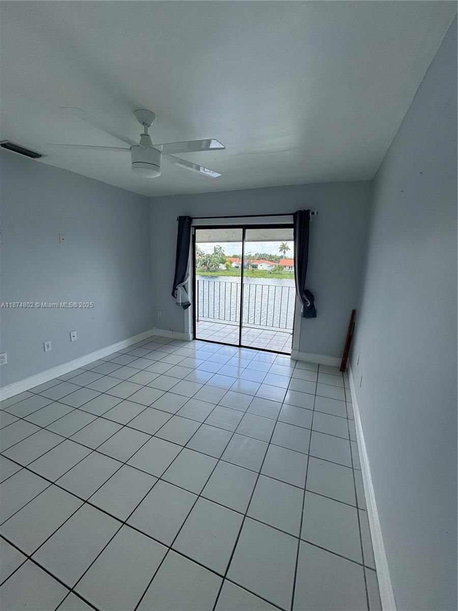 Real estate property located at 13261 17th Ln #26-5, Miami-dade, Playa Lago Condo Ph Ii, Miami, FL