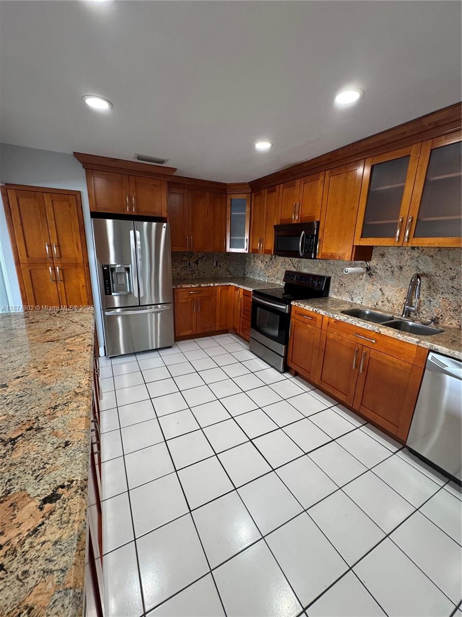 Real estate property located at 13261 17th Ln #26-5, Miami-dade, Playa Lago Condo Ph Ii, Miami, FL