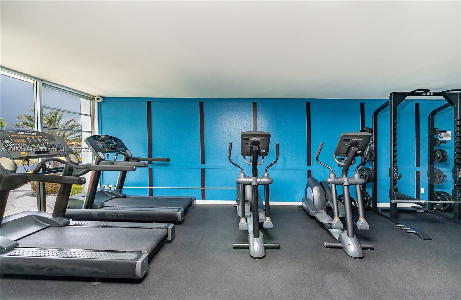 Real estate property located at 875 195th St #112, Miami-dade, Azure Lake Condo, Miami, FL