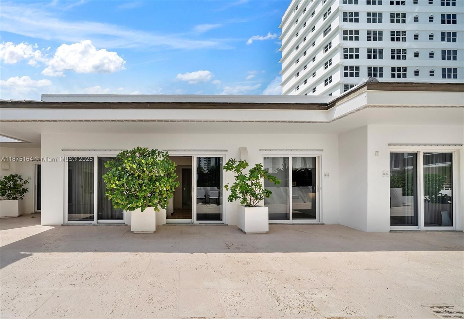 Real estate property located at 4775 Collins Ave CA-A14, Miami-dade, Green Diamond Condo, Miami Beach, FL