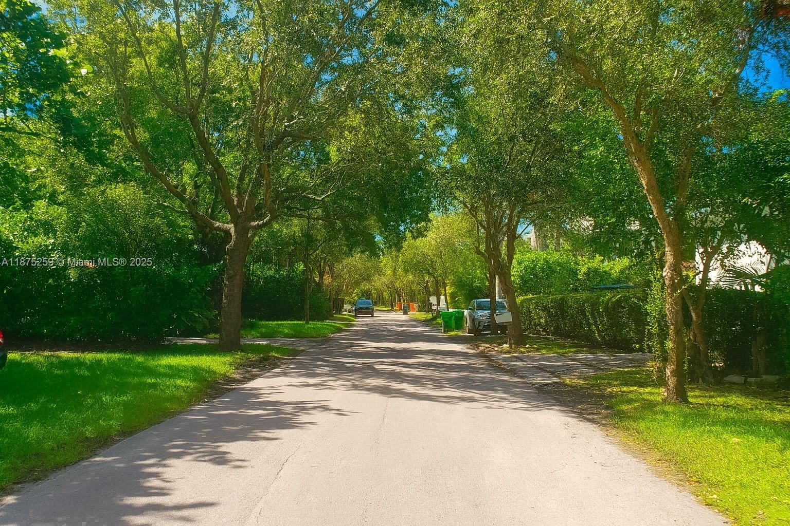 Real estate property located at 401 Warren Ln, Miami-dade, Tropical Isle Homes Sub 1, Key Biscayne, FL