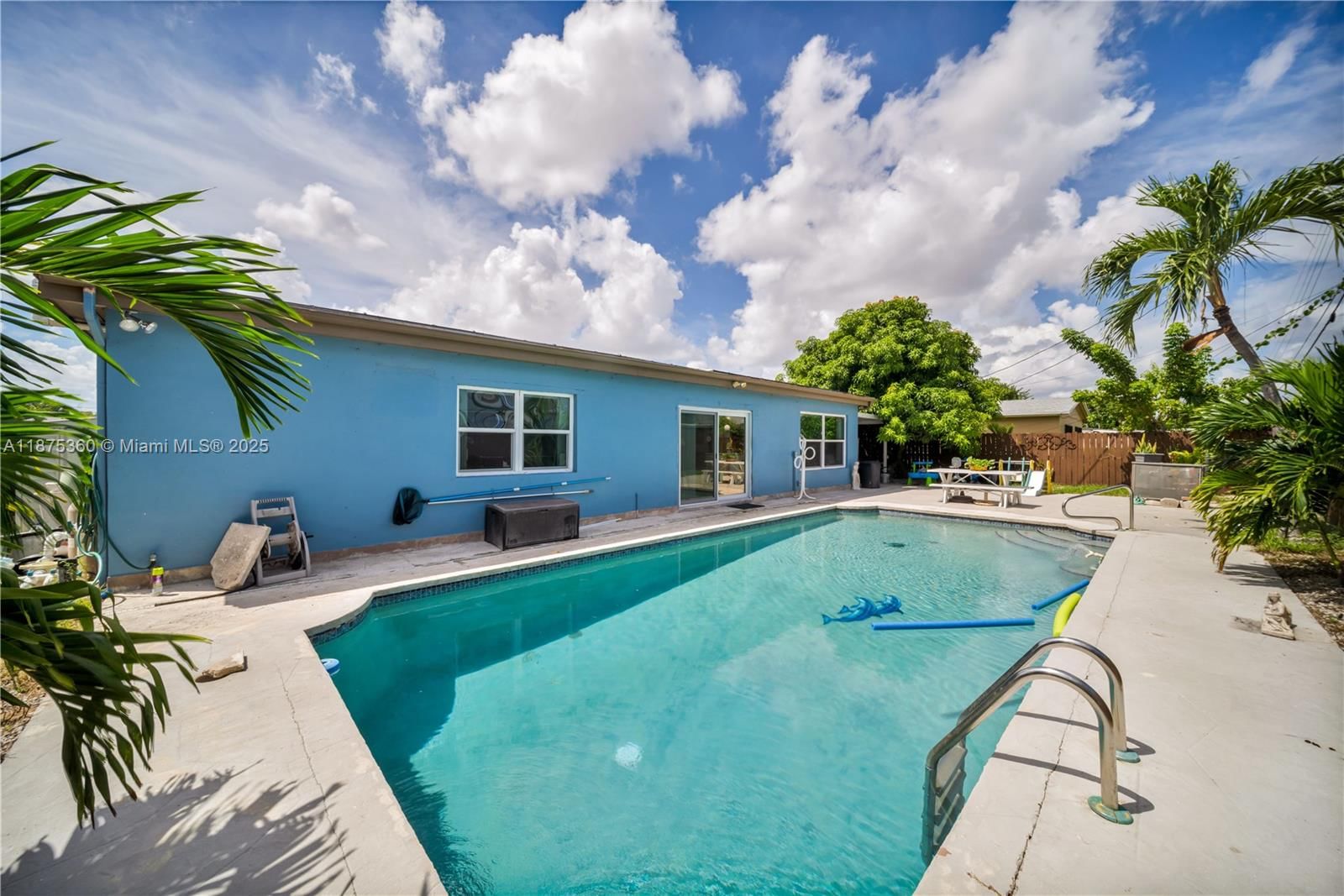 Real estate property located at 1317 61st Pl, Miami-dade, Westhaven Hgts 2nd Addn, Hialeah, FL