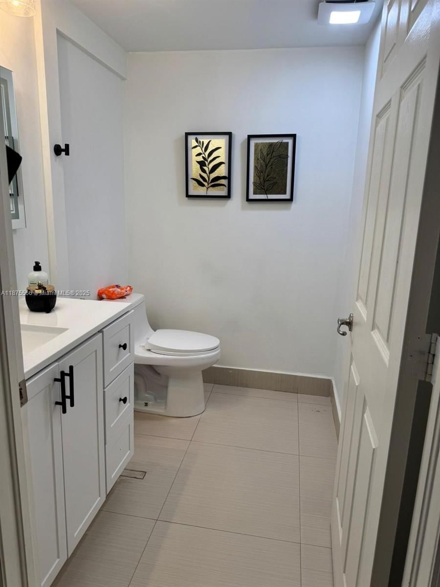 Real estate property located at 7414 107th Ct, Miami-dade, Reserve At Doral East, Doral, FL