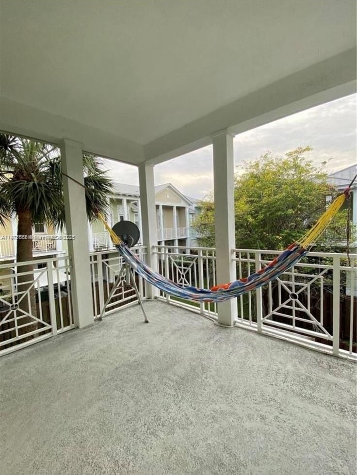 Real estate property located at 7414 107th Ct, Miami-dade, Reserve At Doral East, Doral, FL