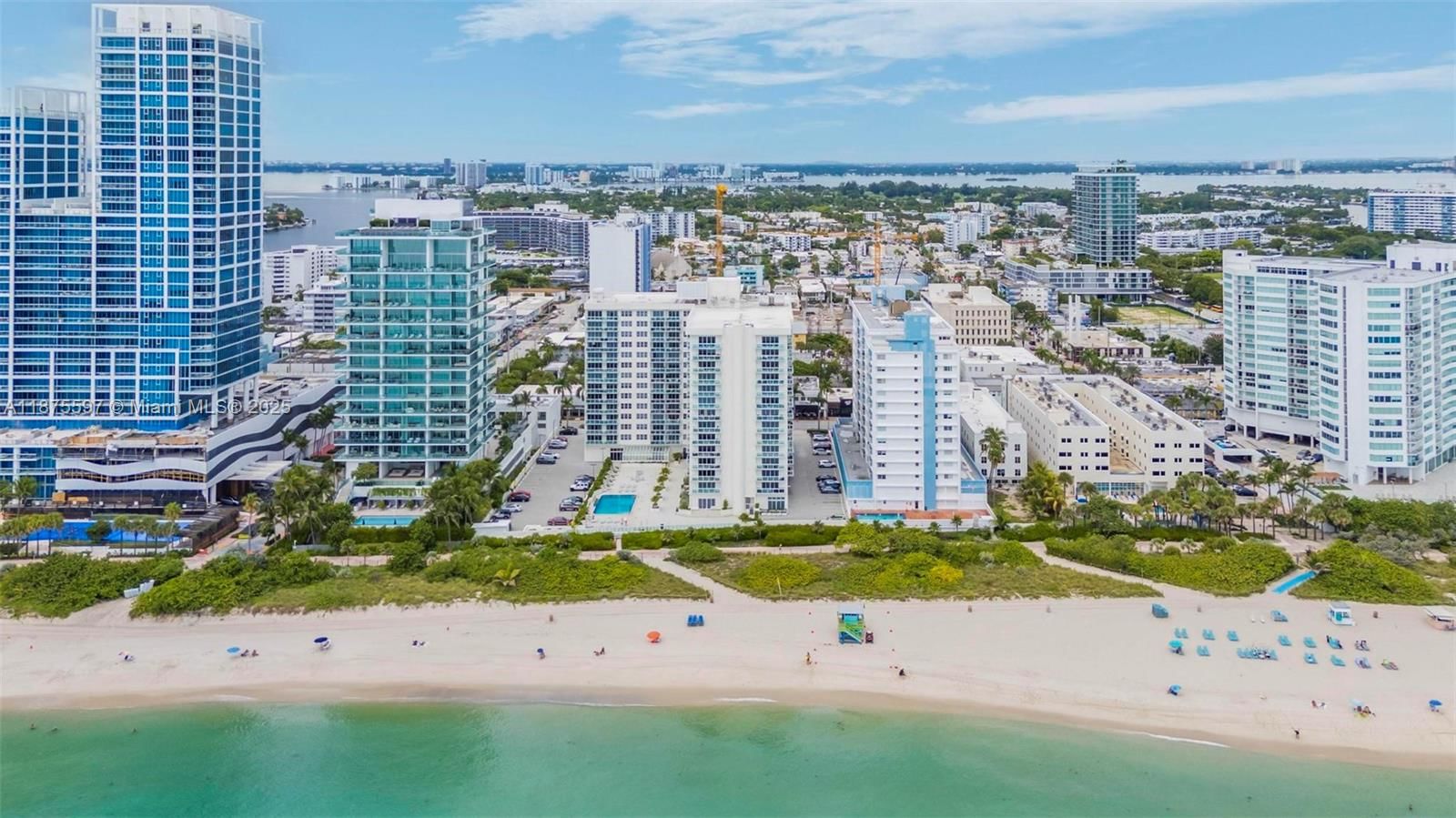 Real estate property located at 6917 Collins Ave #1420, Miami-dade, The Collins Condo, Miami Beach, FL