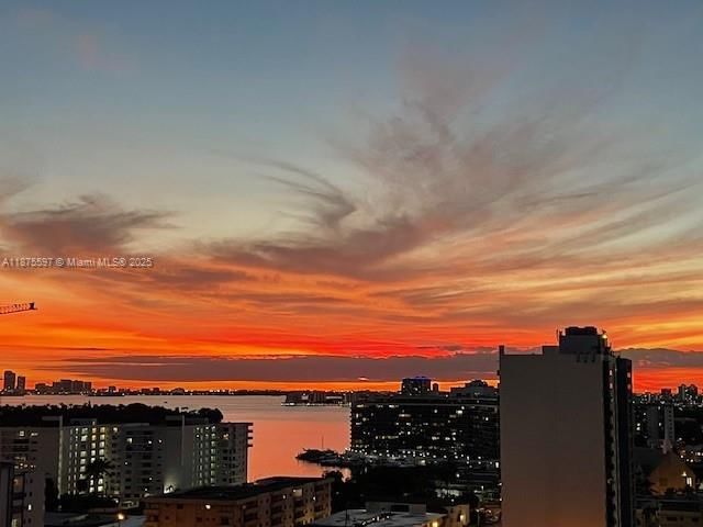 Real estate property located at 6917 Collins Ave #1420, Miami-dade, The Collins Condo, Miami Beach, FL