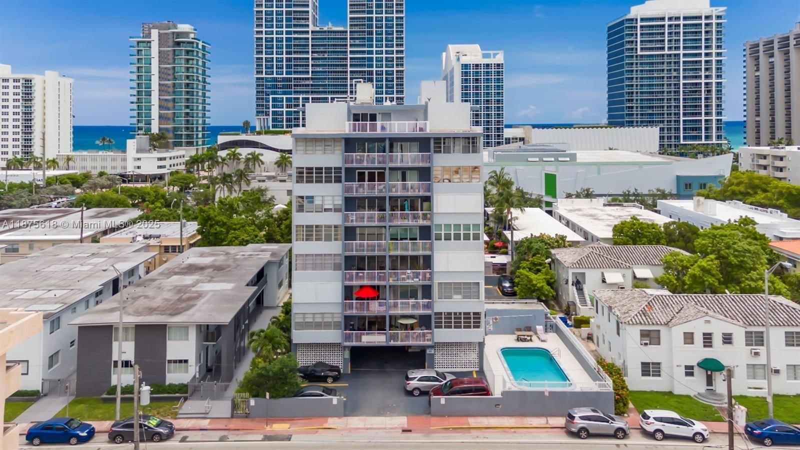 Real estate property located at 6855 Abbott Ave #703, Miami-dade, Villa Royal Condo, Miami Beach, FL