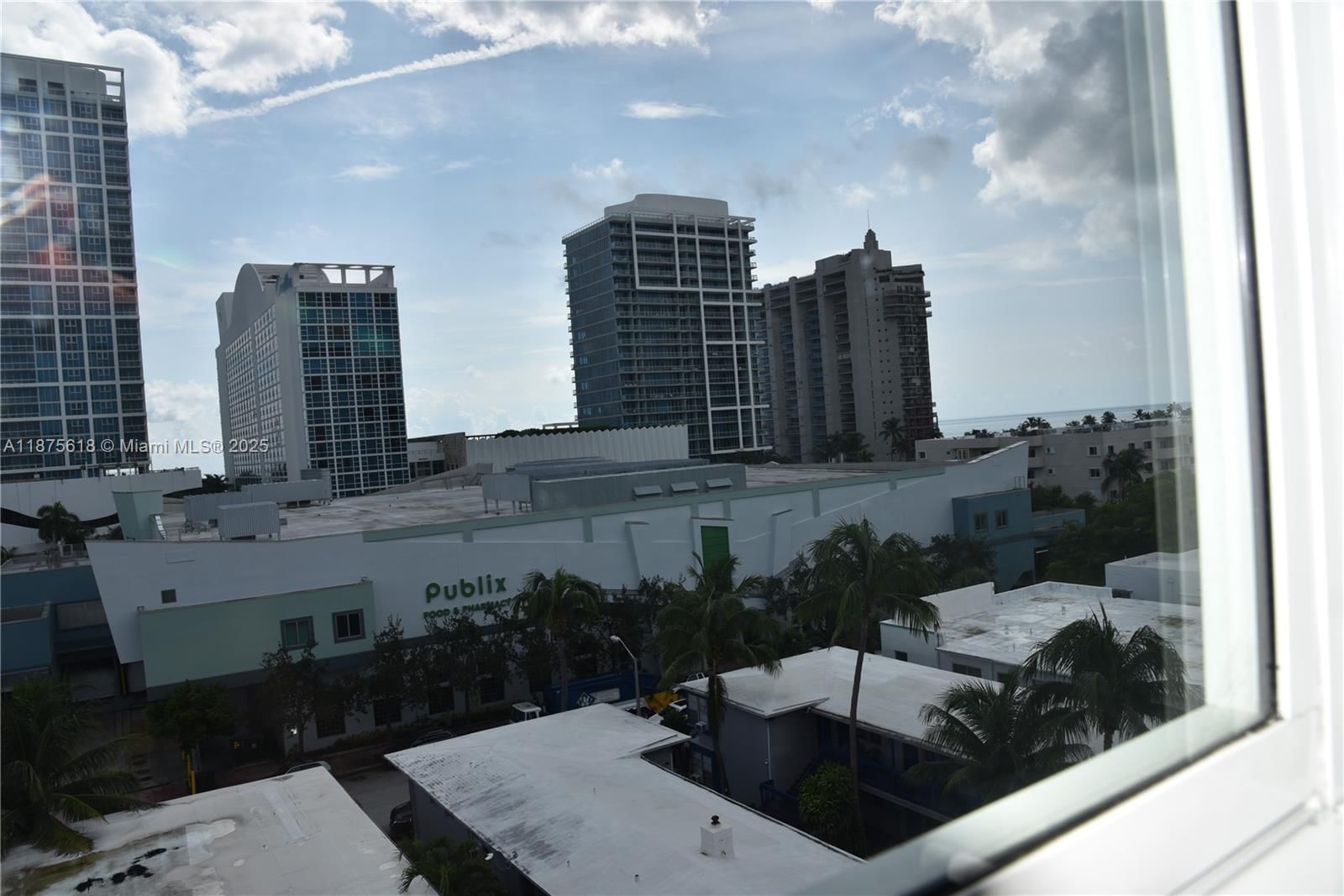 Real estate property located at 6855 Abbott Ave #703, Miami-dade, Villa Royal Condo, Miami Beach, FL