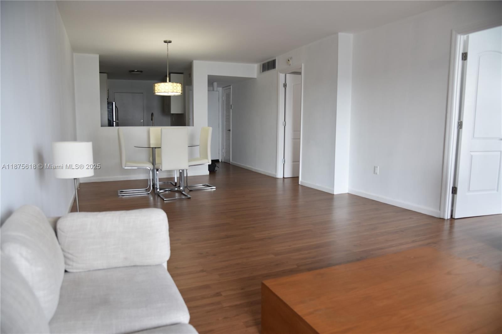 Real estate property located at 6855 Abbott Ave #703, Miami-dade, Villa Royal Condo, Miami Beach, FL