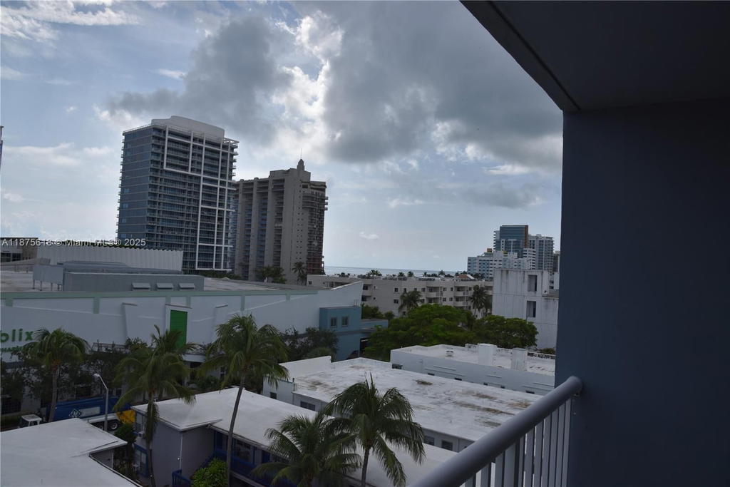 Real estate property located at 6855 Abbott Ave #703, Miami-dade, Villa Royal Condo, Miami Beach, FL