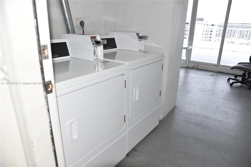 Real estate property located at 6855 Abbott Ave #703, Miami-dade, Villa Royal Condo, Miami Beach, FL