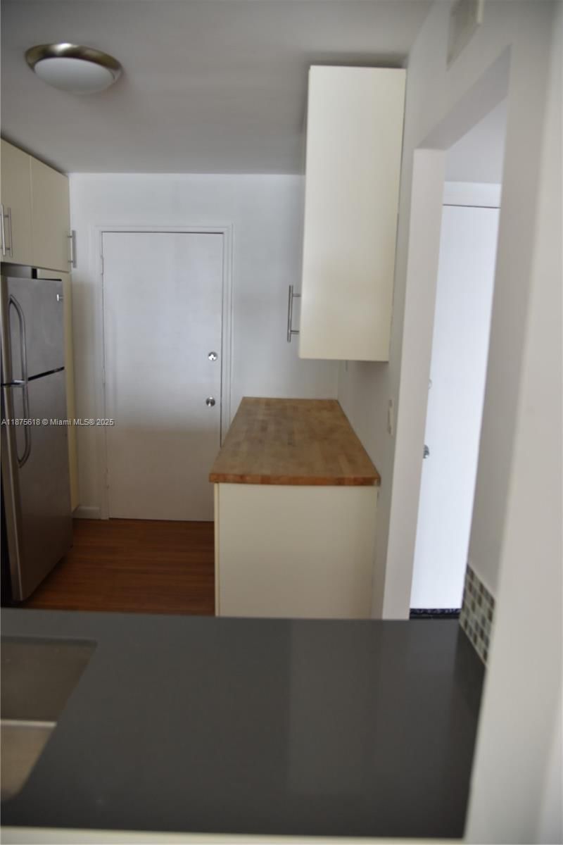 Real estate property located at 6855 Abbott Ave #703, Miami-dade, Villa Royal Condo, Miami Beach, FL