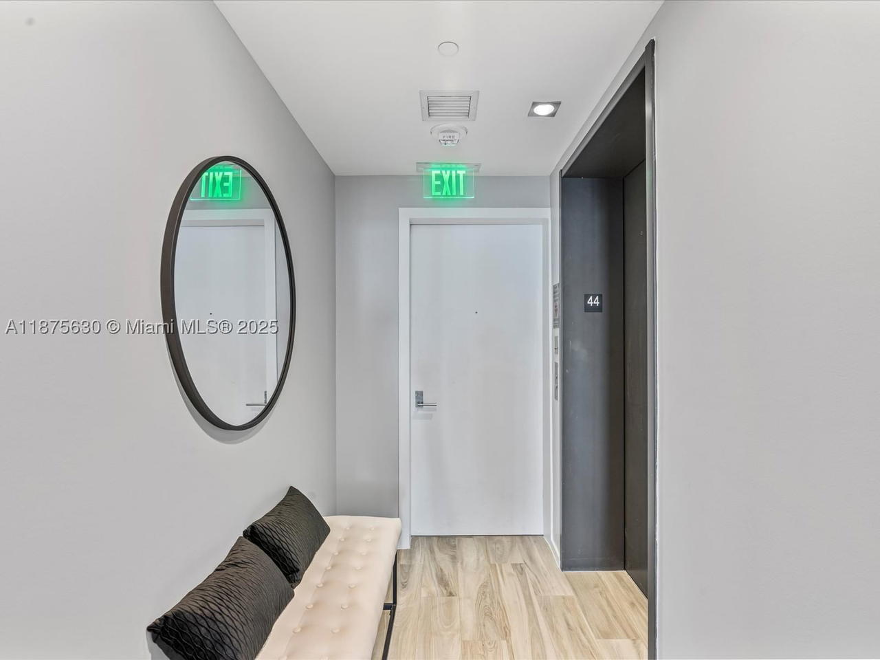 Real estate property located at 801 Miami Ave #4402, Miami-dade, 801 Sma Residences Condo, Miami, FL