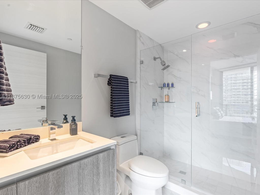 Real estate property located at 801 Miami Ave #4402, Miami-dade, 801 Sma Residences Condo, Miami, FL