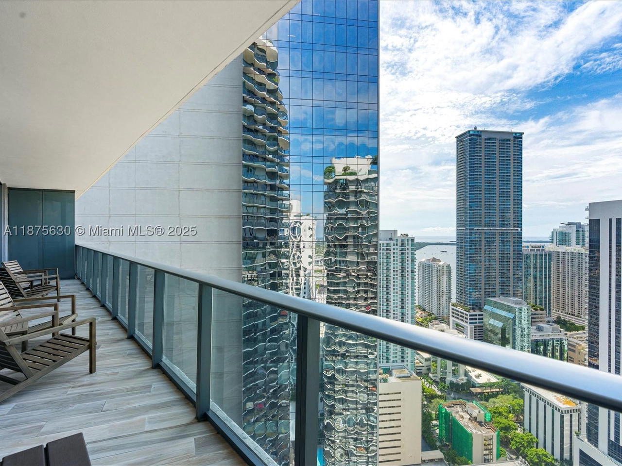 Real estate property located at 801 Miami Ave #4402, Miami-dade, 801 Sma Residences Condo, Miami, FL