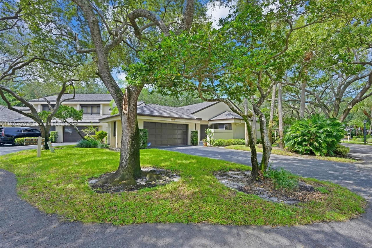 Real estate property located at 200 97th Ave, Broward, Jacaranda Parcel 608, Plantation, FL