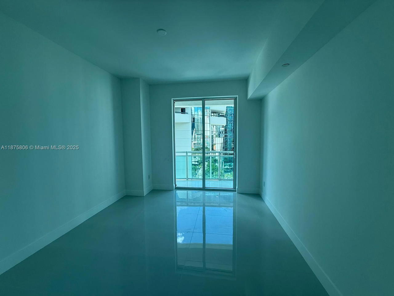 Real estate property located at 951 Brickell Ave #1010, Miami-dade, The Plaza 901 Brickell Co, Miami, FL