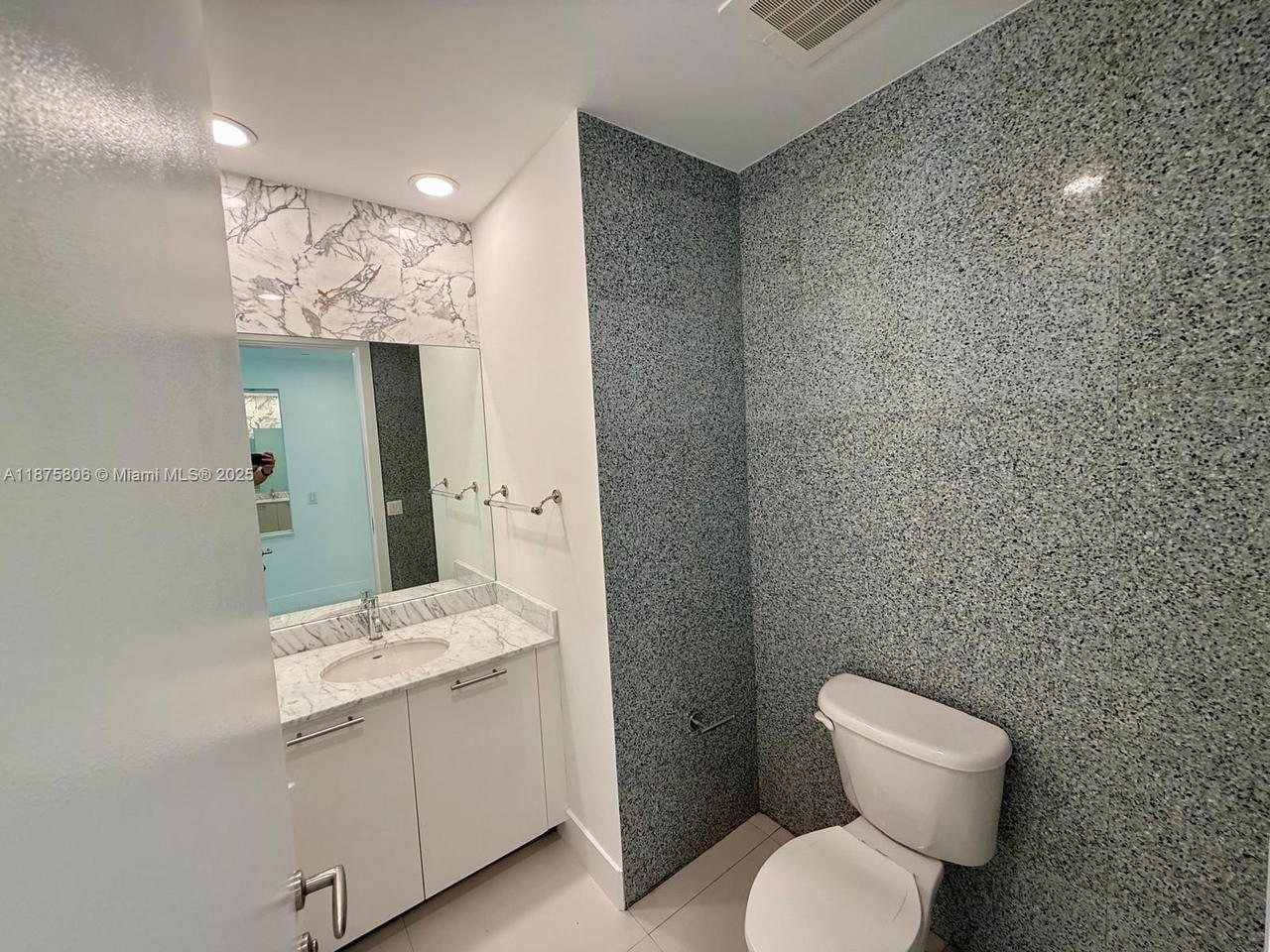 Real estate property located at 951 Brickell Ave #1010, Miami-dade, The Plaza 901 Brickell Co, Miami, FL