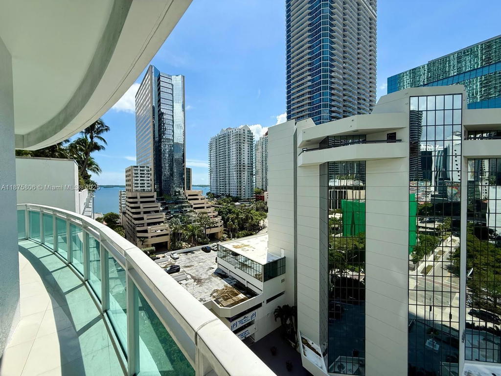 Real estate property located at 951 Brickell Ave #1010, Miami-dade, The Plaza 901 Brickell Co, Miami, FL