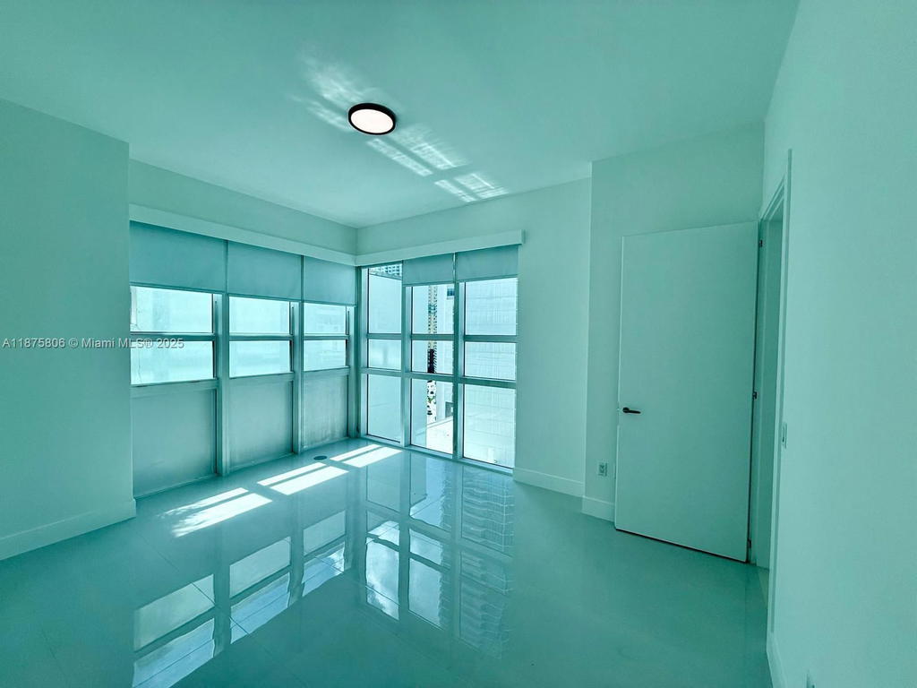 Real estate property located at 951 Brickell Ave #1010, Miami-dade, The Plaza 901 Brickell Co, Miami, FL