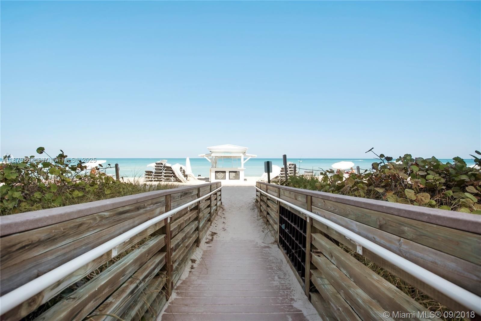 Real estate property located at 4779 Collins Ave #2305, Miami-dade, Blue Diamond Condo, Miami Beach, FL