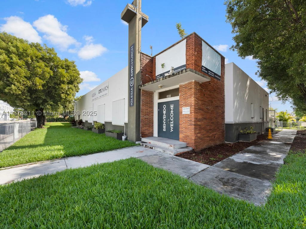 Real estate property located at 3001 22nd Ave, Miami-dade, Miami, FL
