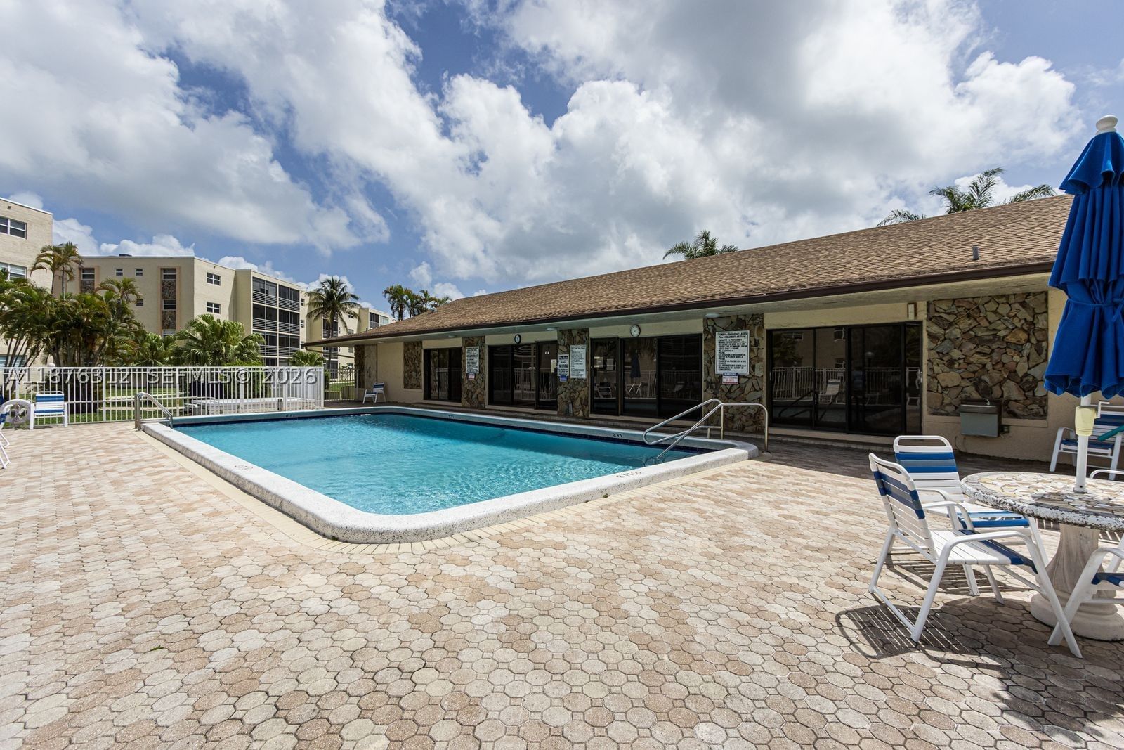 Real estate property located at 1025 4th Ave #101, Broward, Meadowbrook Lakes Condo, Dania Beach, FL