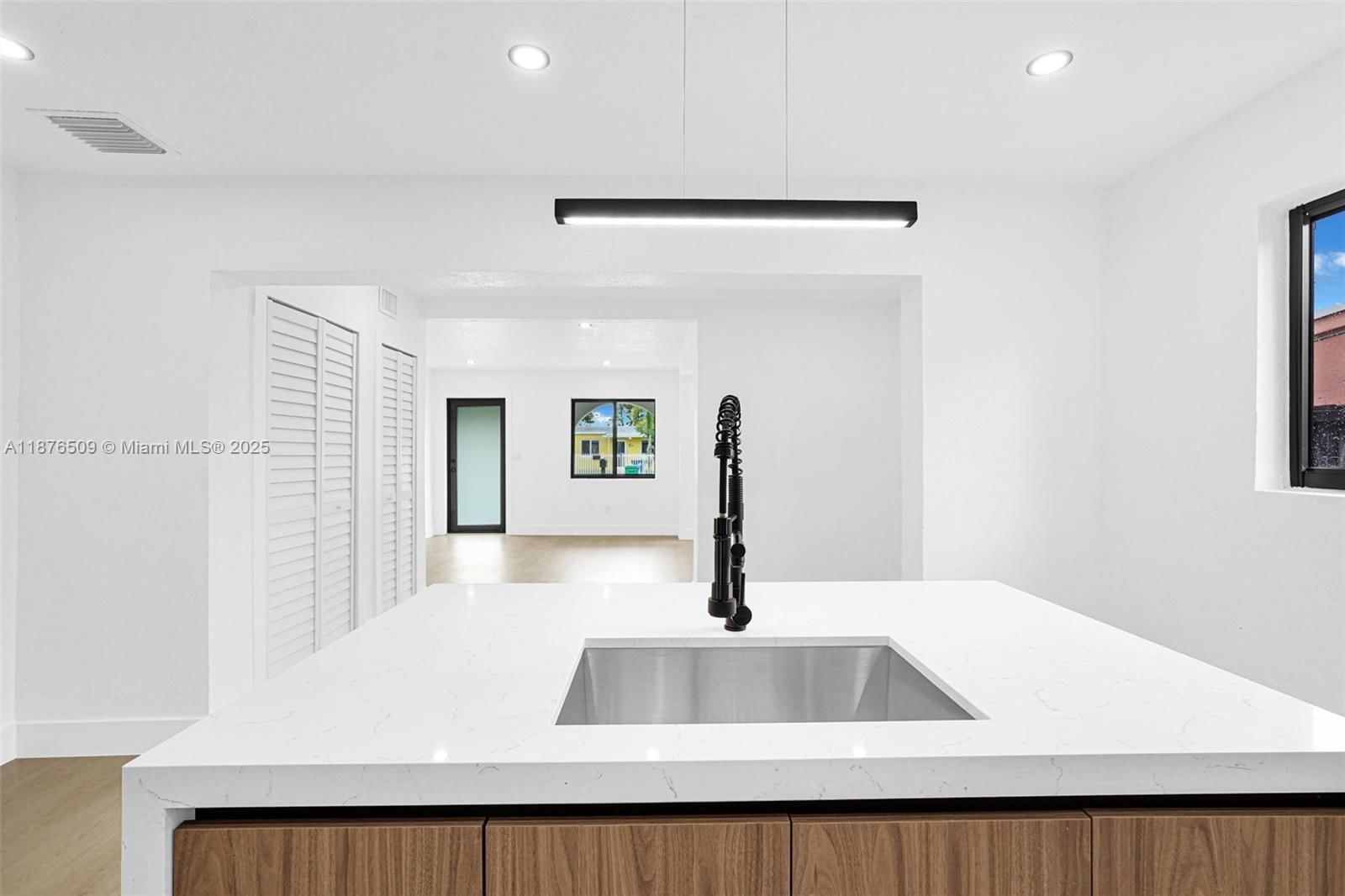 Real estate property located at 3315 98th St, Miami-dade, The Tropics Addn, Miami, FL