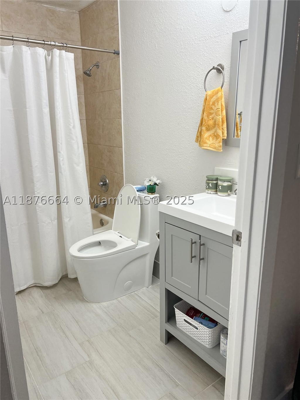 Real estate property located at 1851 96th Ter #6B, Broward, Reflections At Pembroke P, Pembroke Pines, FL