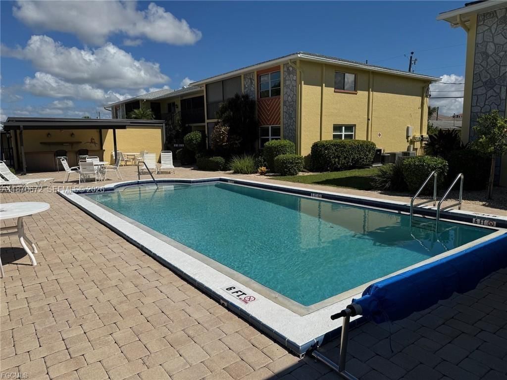 Real estate property located at 4109 19TH AVENUE #207, Lee, Rendezvous, Cape Coral, FL