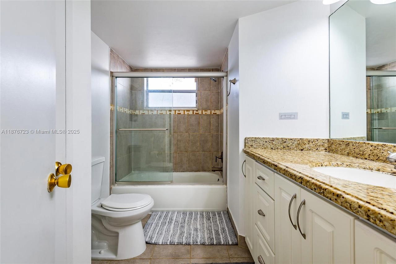 Real estate property located at 1750 191st St #708-2, Miami-dade, Jade Winds Group-daisy Ga, Miami, FL