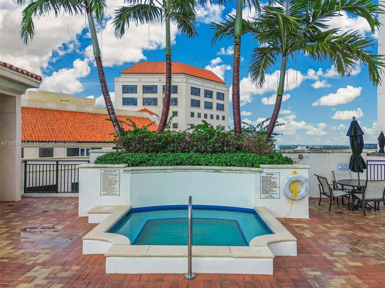Real estate property located at 888 Douglas Rd #1117, Miami-dade, Puerta De Palmas Condo, Coral Gables, FL