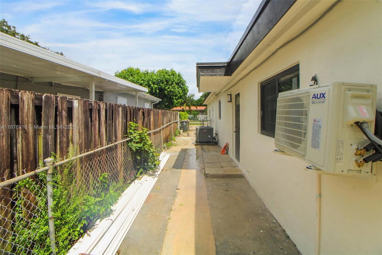 Real estate property located at 630 143rd St, Miami-dade, North Miami Heights, North Miami, FL