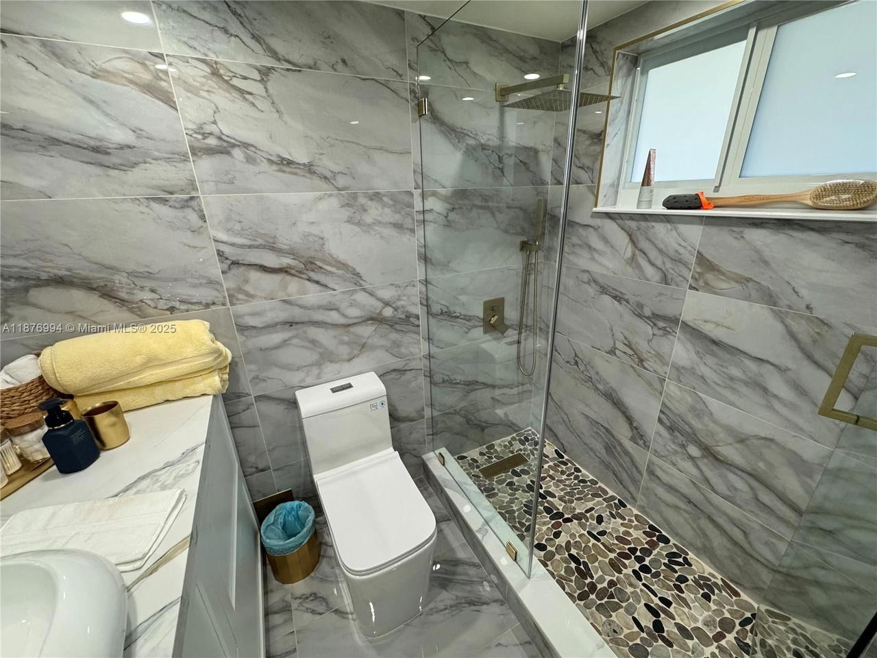 Real estate property located at 7904 West Dr #903, Miami-dade, Bayshore Yacht & Tennis C, North Bay Village, FL