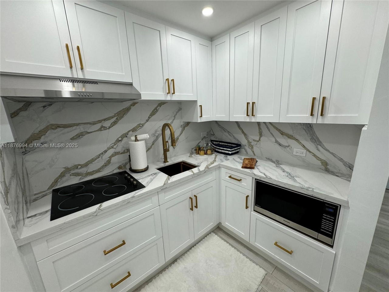 Real estate property located at 7904 West Dr #903, Miami-dade, Bayshore Yacht & Tennis C, North Bay Village, FL