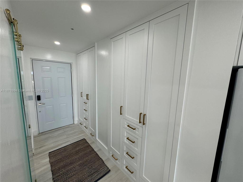 Real estate property located at 7904 West Dr #903, Miami-dade, Bayshore Yacht & Tennis C, North Bay Village, FL