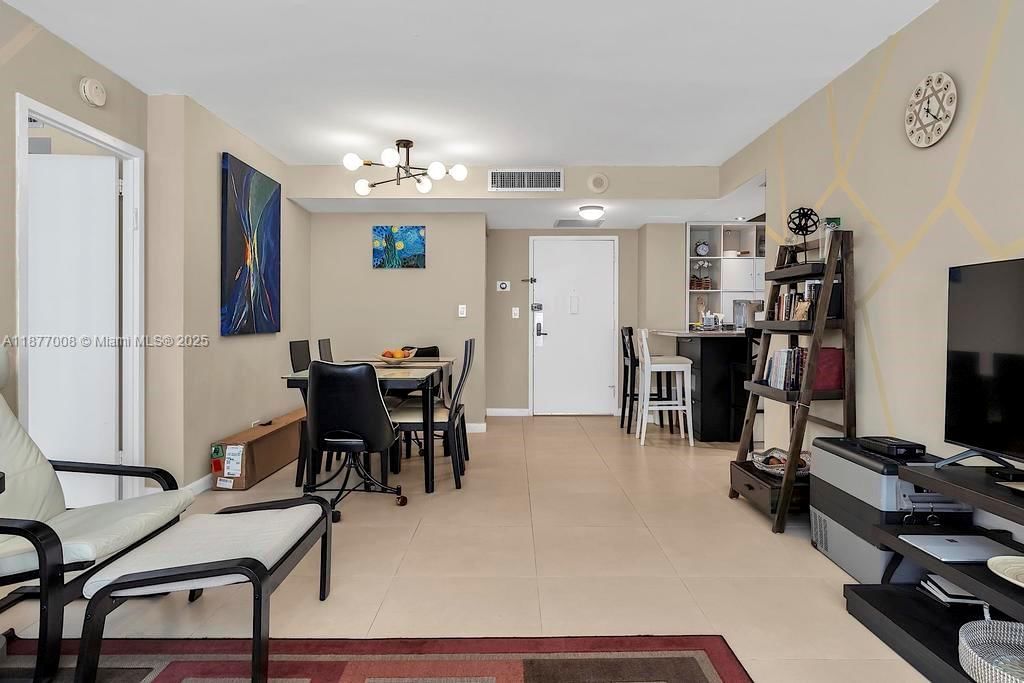 Real estate property located at 251 174th St #708, Miami-dade, Winston Towers 200, Sunny Isles Beach, FL