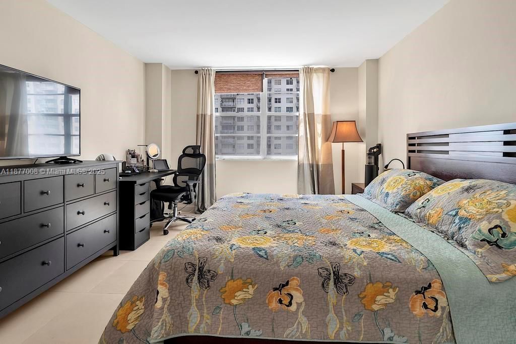 Real estate property located at 251 174th St #708, Miami-dade, Winston Towers 200, Sunny Isles Beach, FL
