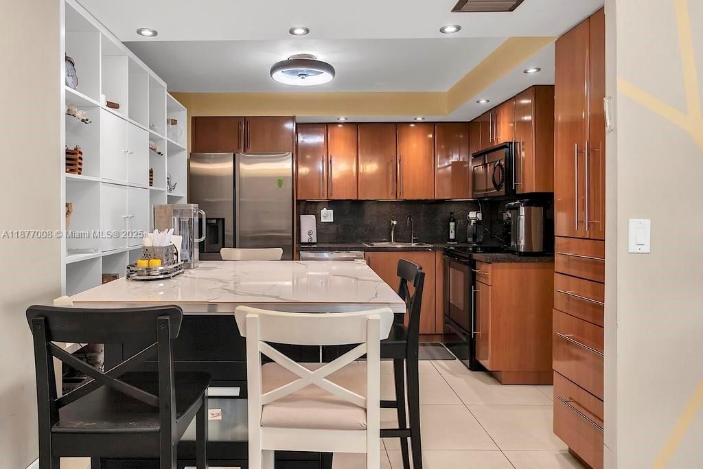 Real estate property located at 251 174th St #708, Miami-dade, Winston Towers 200, Sunny Isles Beach, FL