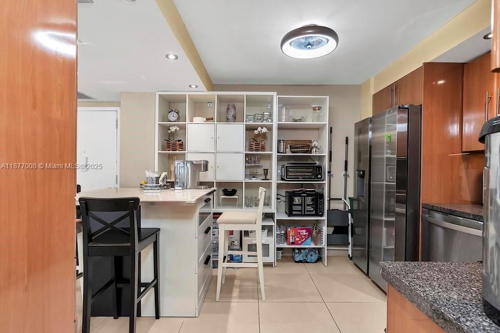 Real estate property located at 251 174th St #708, Miami-dade, Winston Towers 200, Sunny Isles Beach, FL