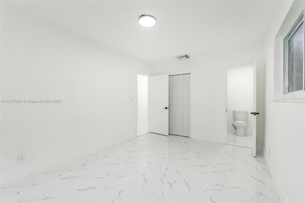 Real estate property located at 4731 12th St, Broward, Flair Sub No 2, Lauderhill, FL
