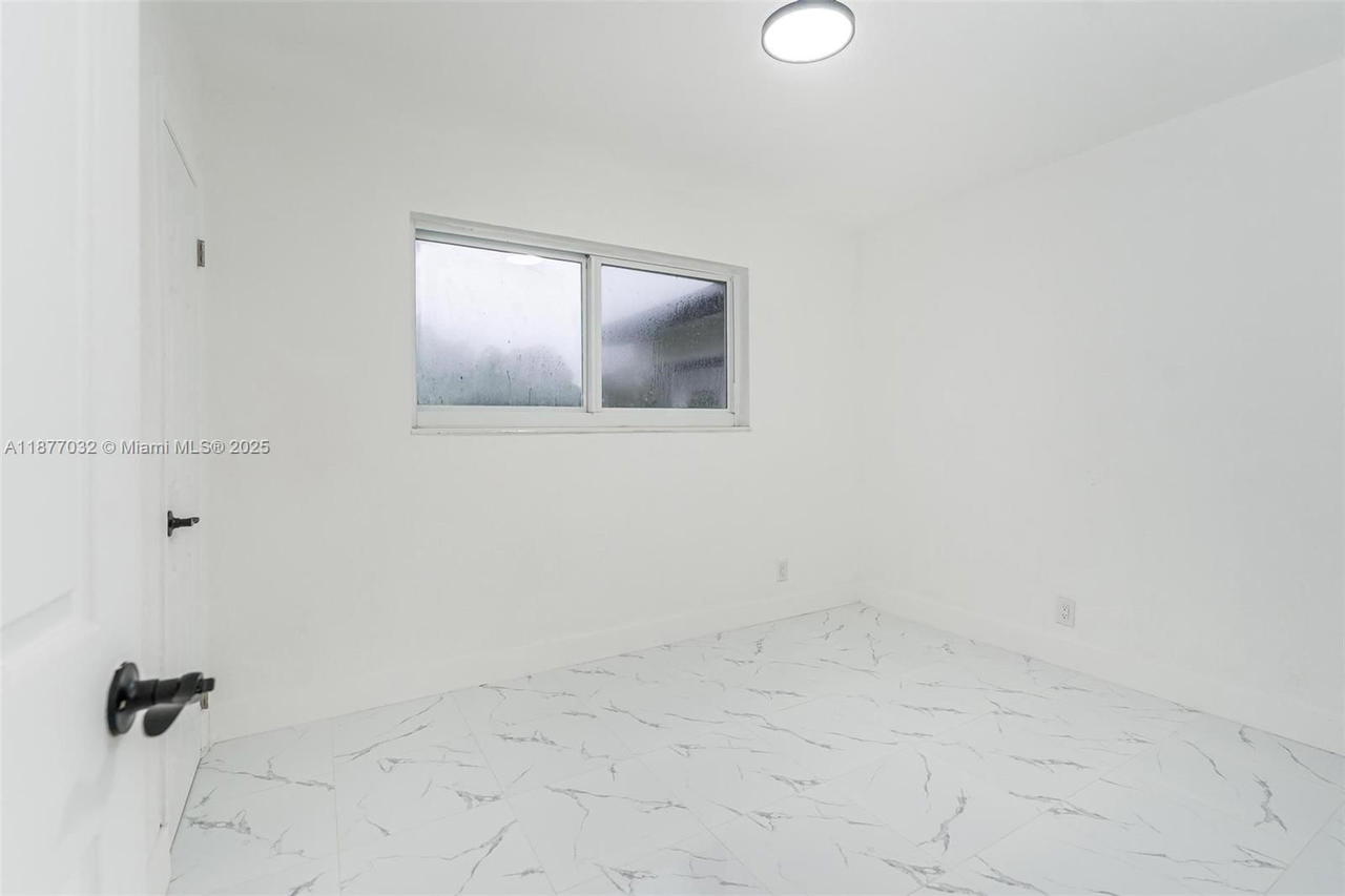 Real estate property located at 4731 12th St, Broward, Flair Sub No 2, Lauderhill, FL